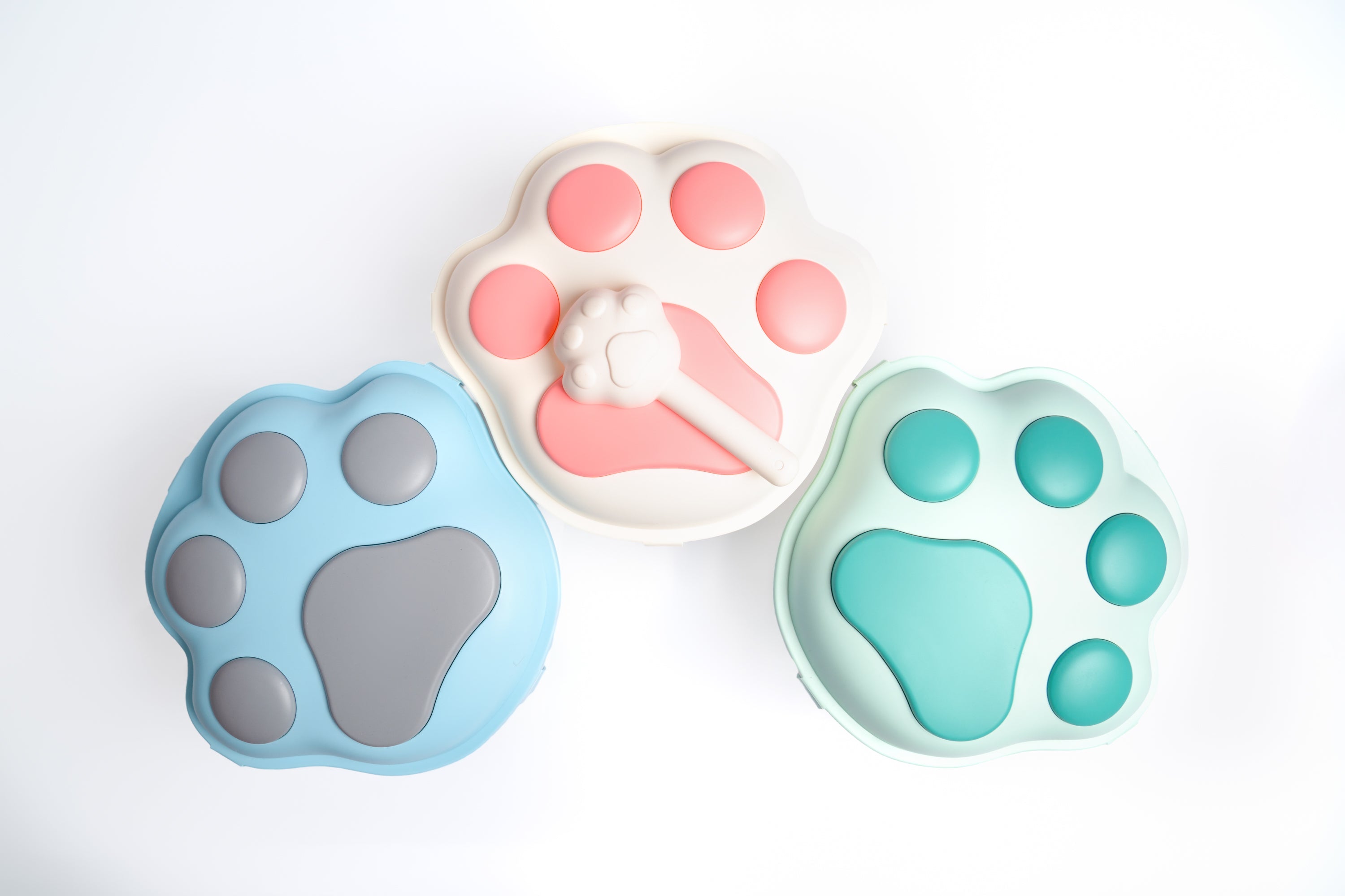Airtight Cat Food Storage Container with Measuring Scoop